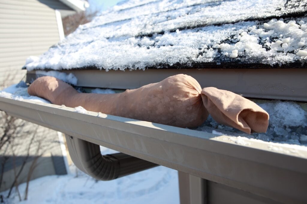 ice melt nylon to remove ice dam