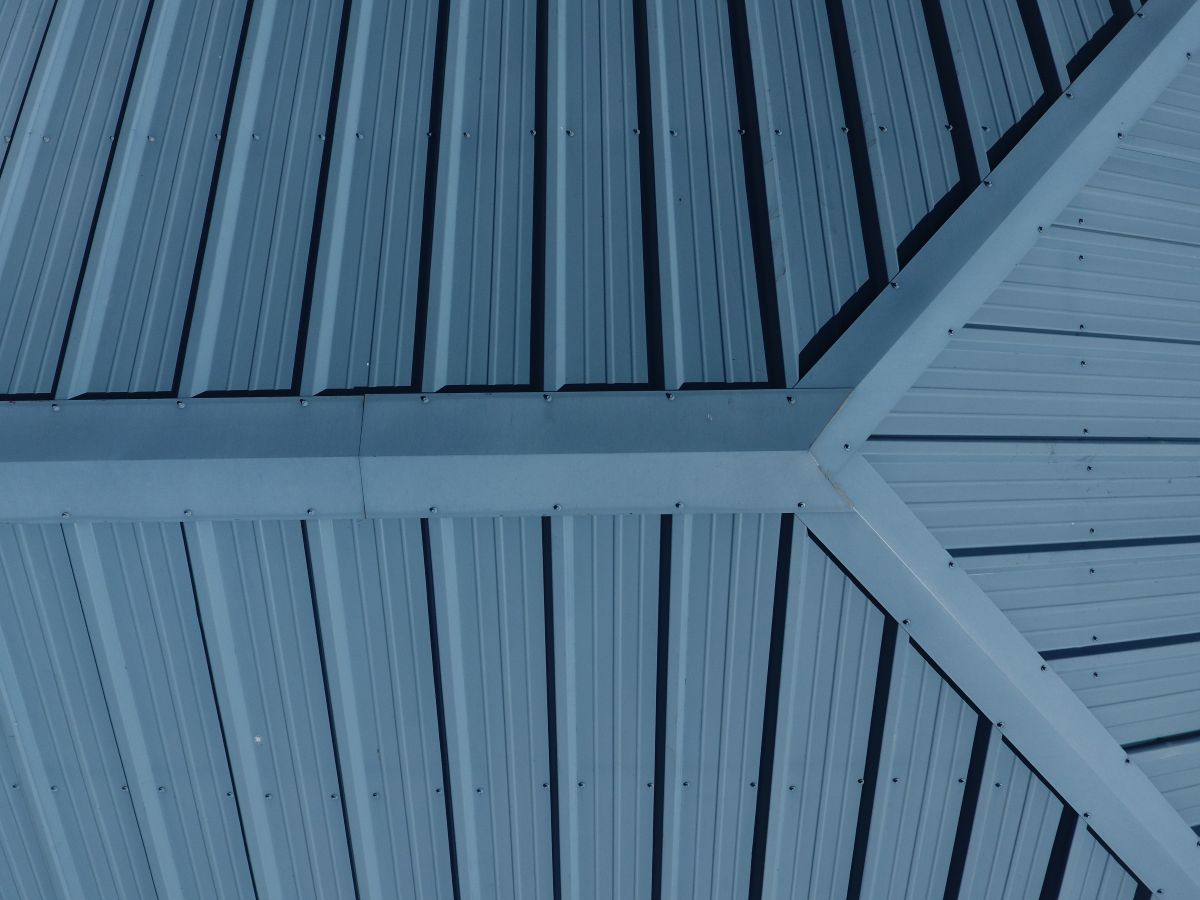 blue metal roof insulation