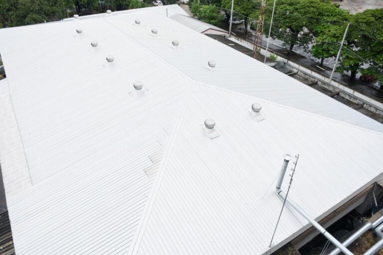 metal white commercial roof